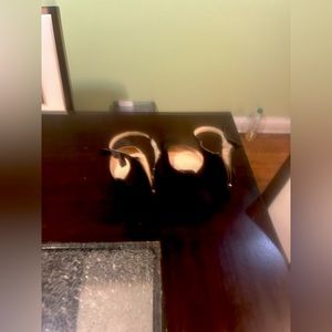 I have 4 pair of shoes selling for 59 dollars for all